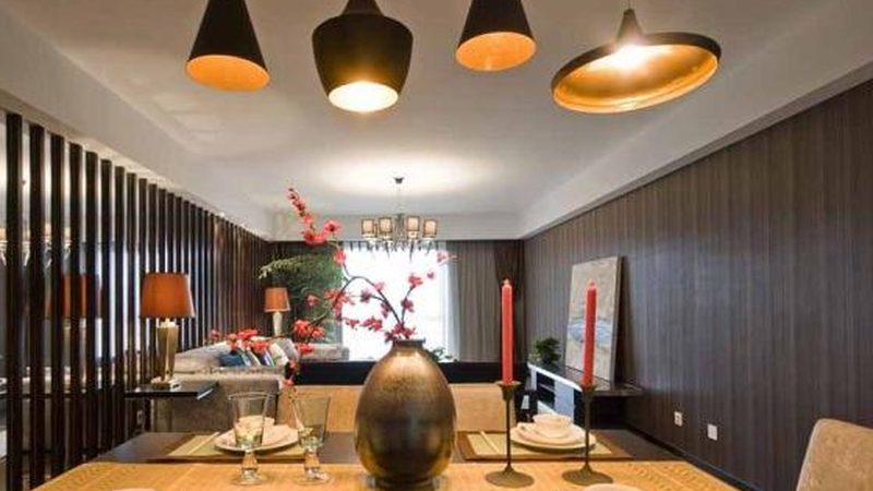 广东工业厂房灯具厂家报价：如何根据成本因素合理选择